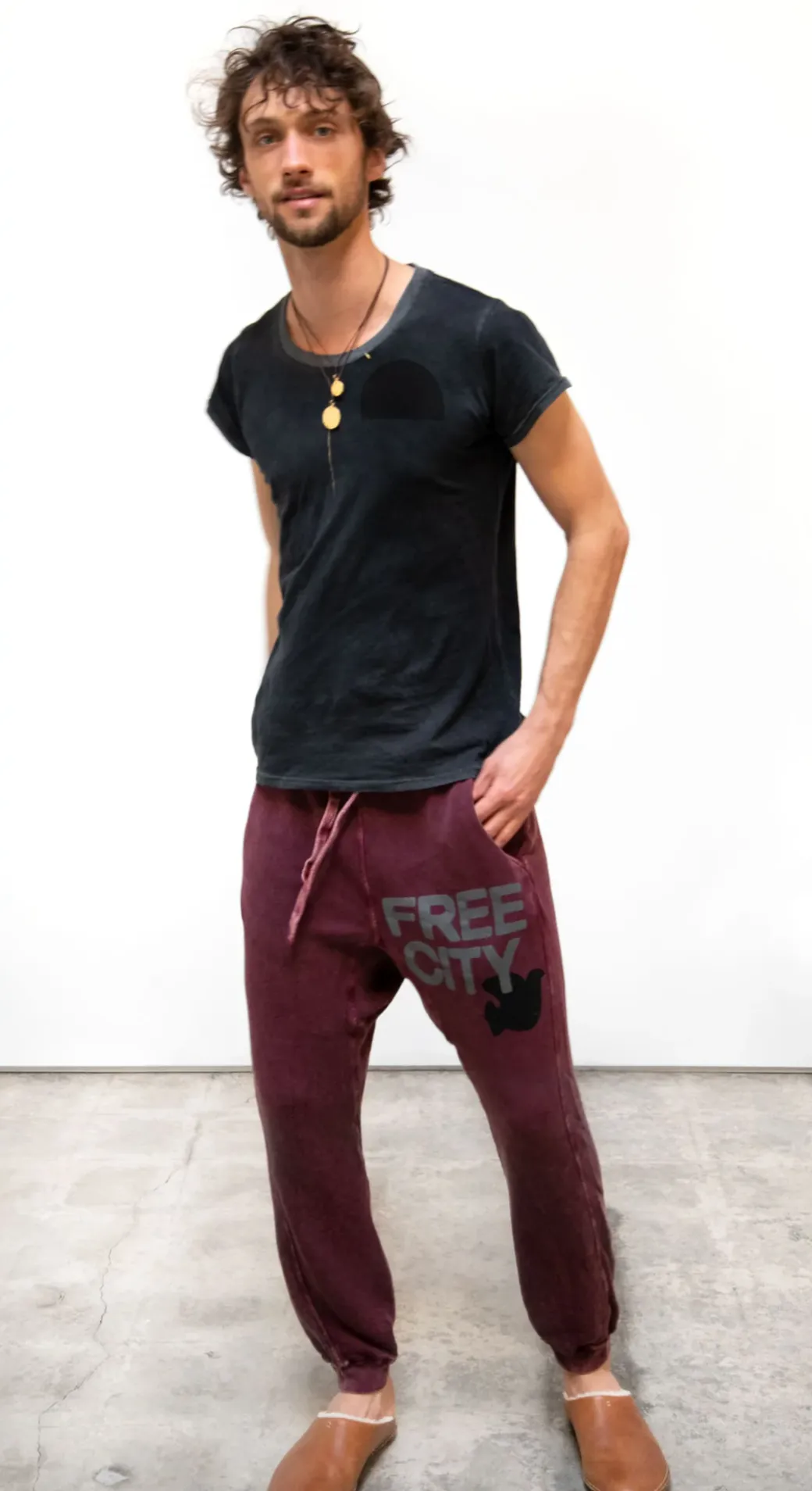 Free City SUPERFLUFF LUX VINTAGEBATH POCKET Unisex sweatpant - beet juice