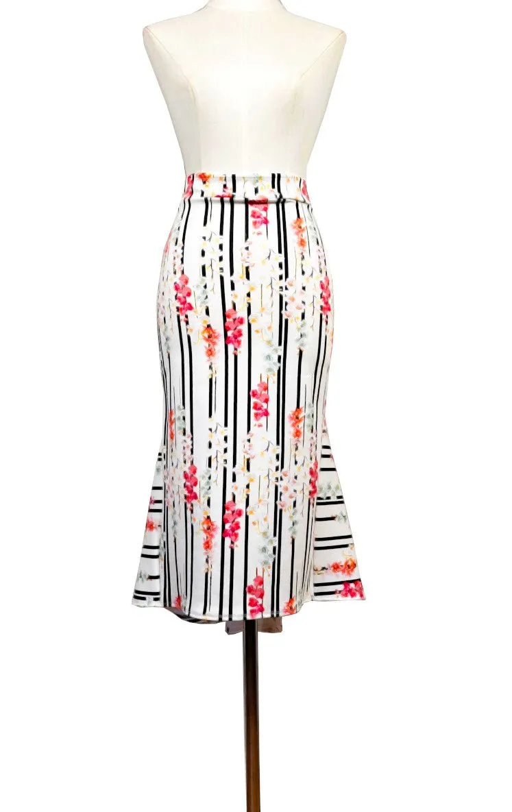 hanging garden tango skirt with flared back