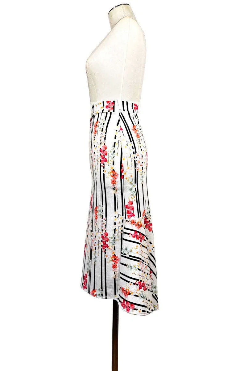 hanging garden tango skirt with flared back