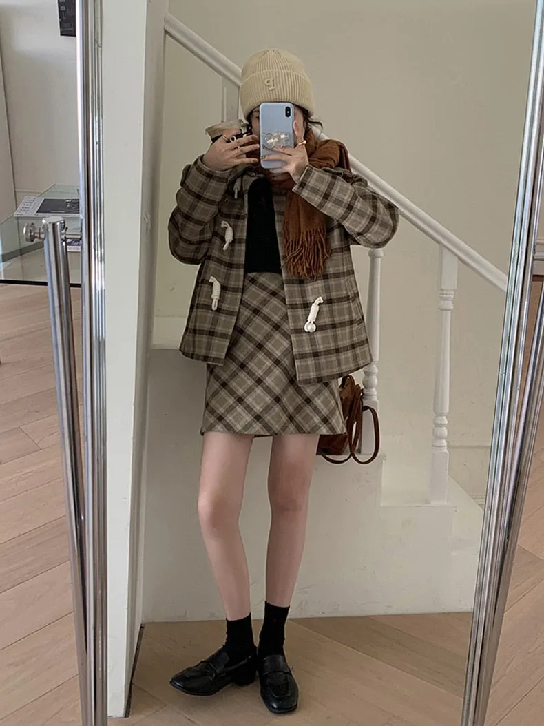 [Korean Style] Chestnut A line Plaid Mini Skirt